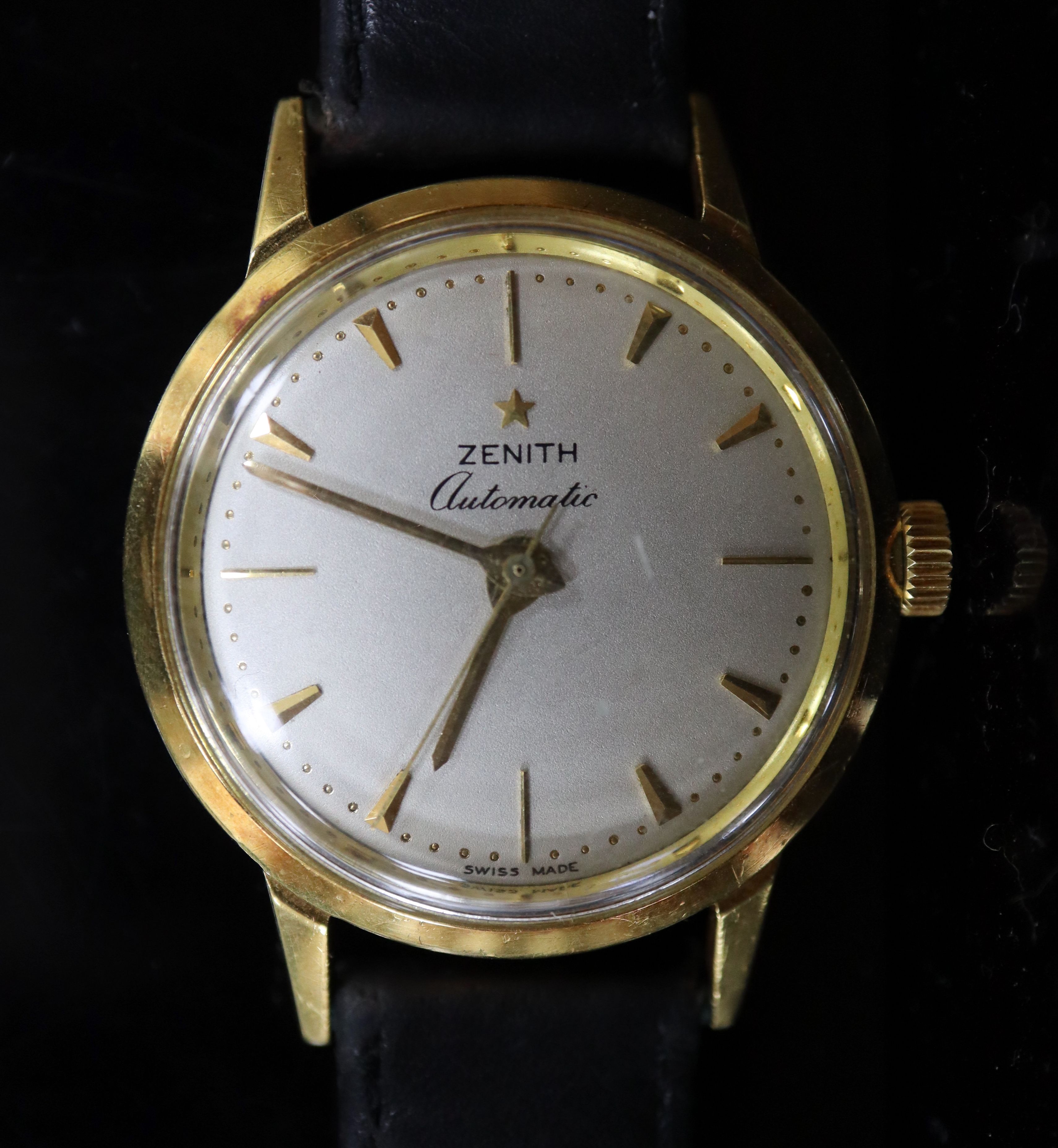 A gentlemans early 1960s 18ct gold Zenith automatic wrist watch, on later associated leather strap,